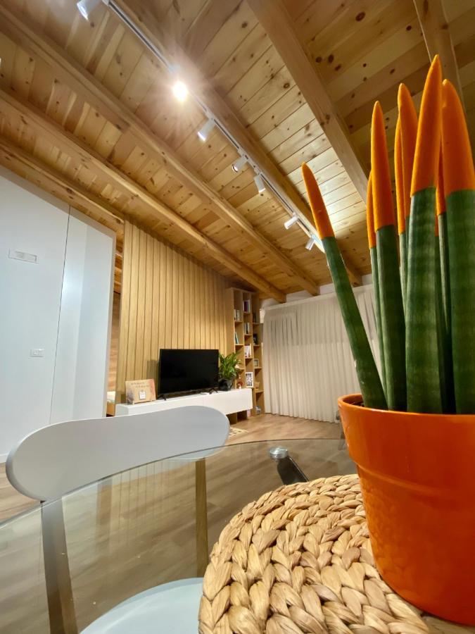 Lovely Loft 1-Bedroom In The Heart Of Tirana Exterior foto